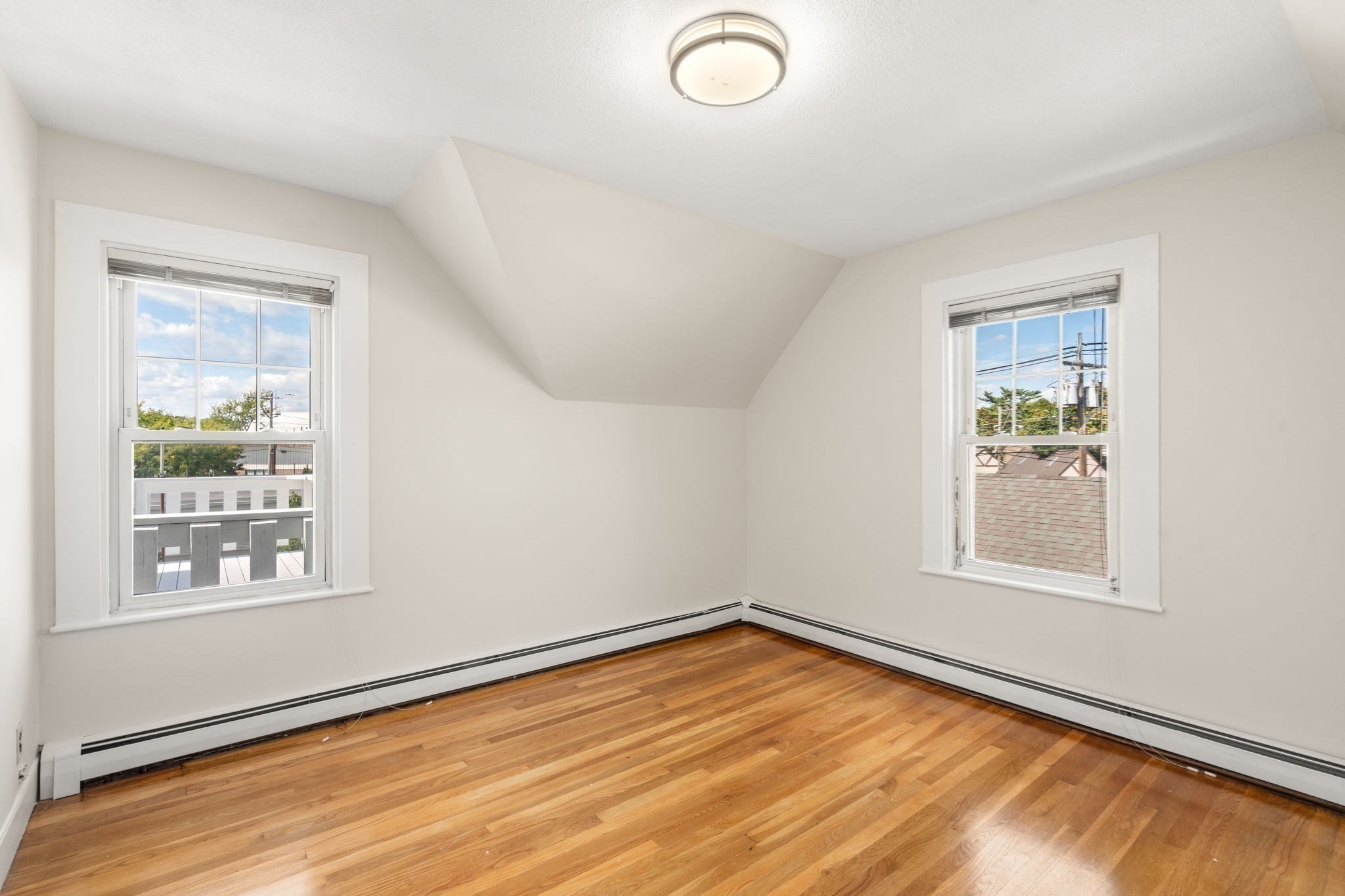 19 Penn St Property Photo 17