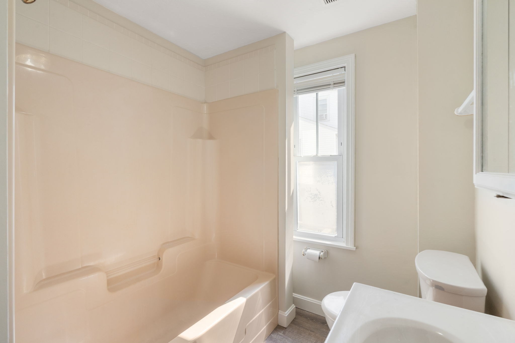 19 Penn St Property Photo 31