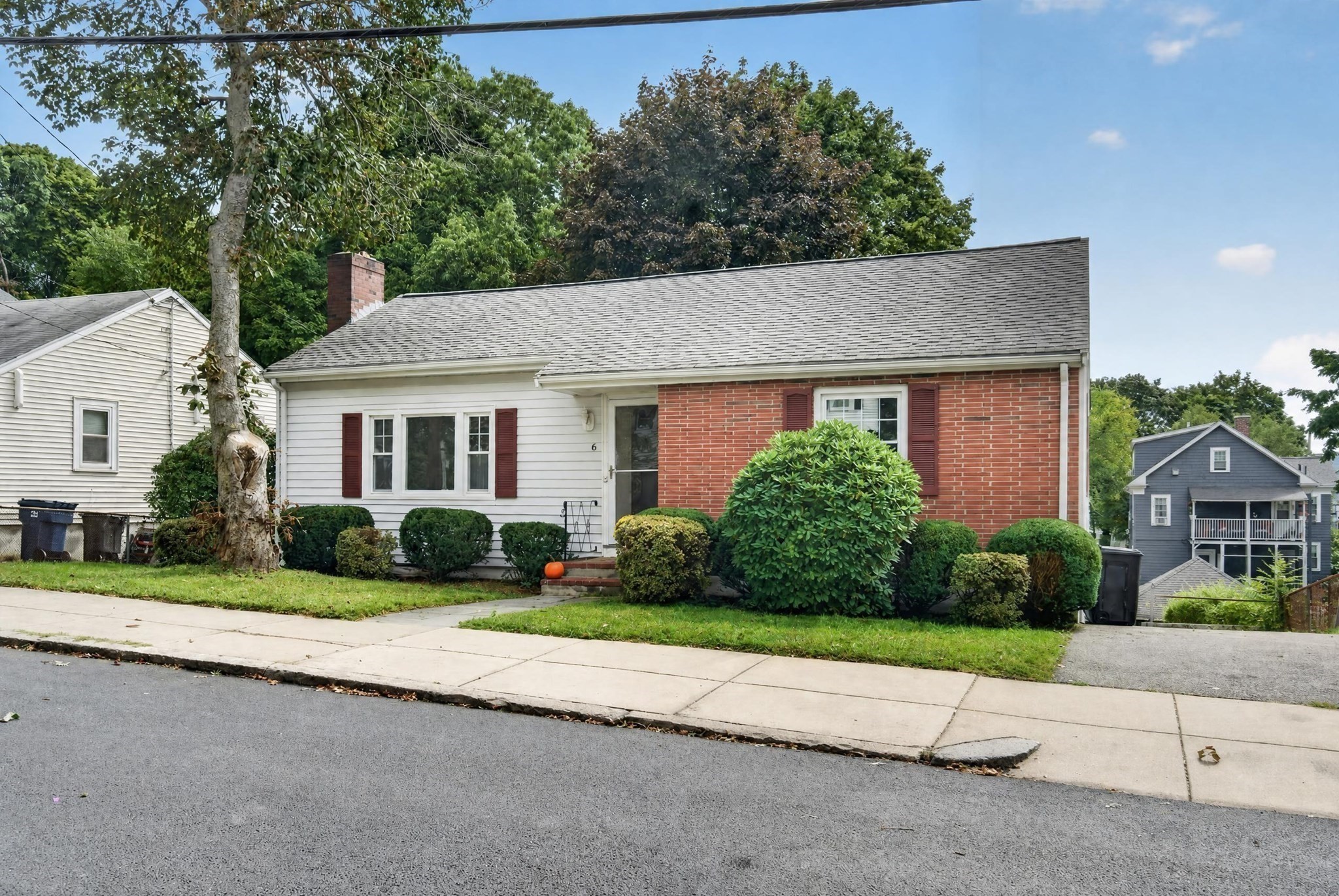 6 Cerdan Ave Property Photo 1