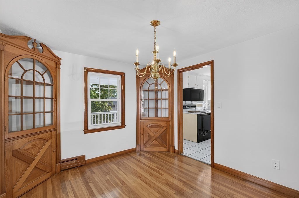 6 Cerdan Ave Property Photo 13