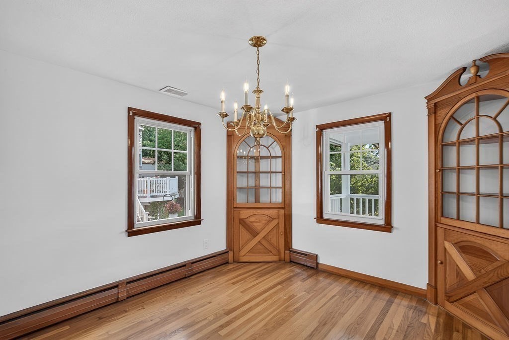 6 Cerdan Ave Property Photo 14