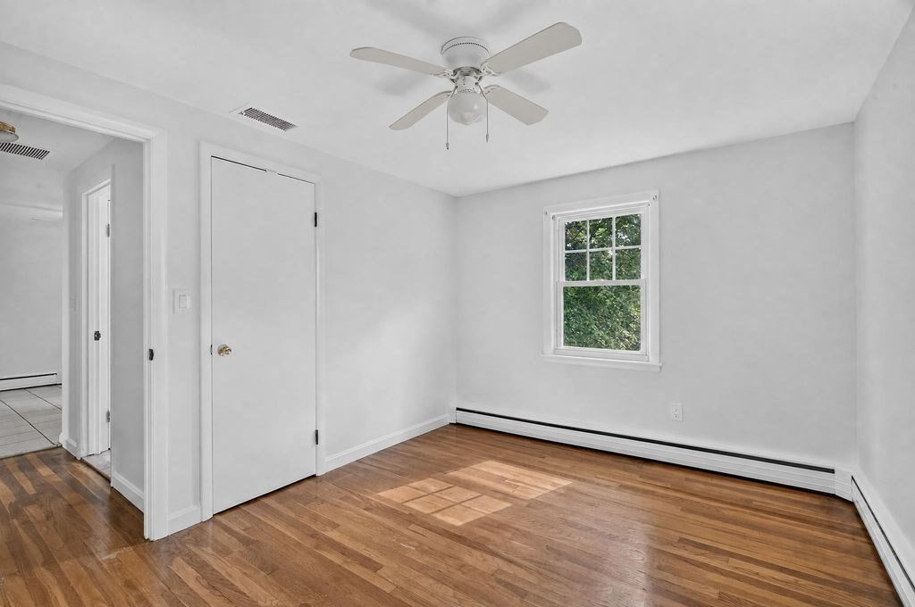 6 Cerdan Ave Property Photo 22
