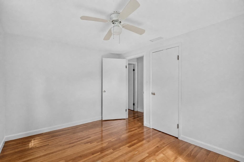 6 Cerdan Ave Property Photo 23