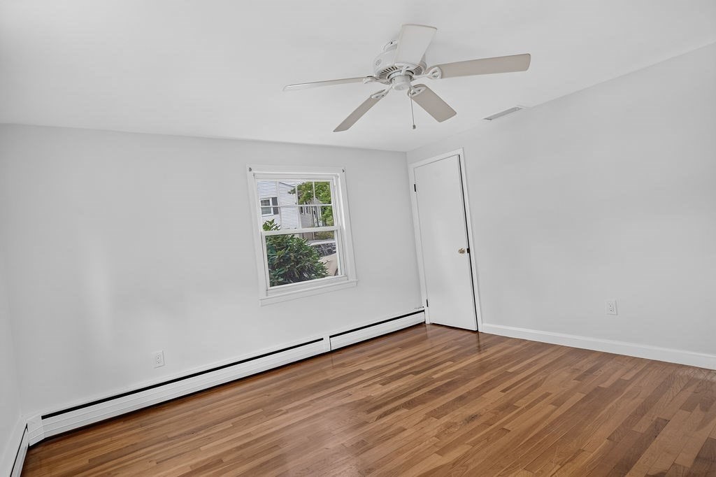 6 Cerdan Ave Property Photo 27