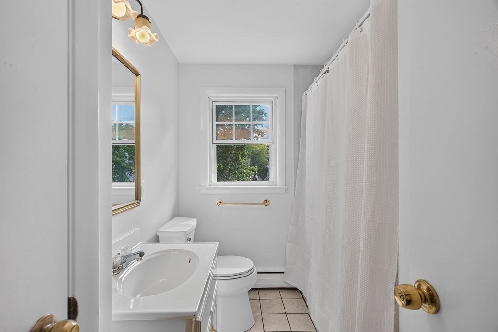 6 Cerdan Ave Property Photo 28