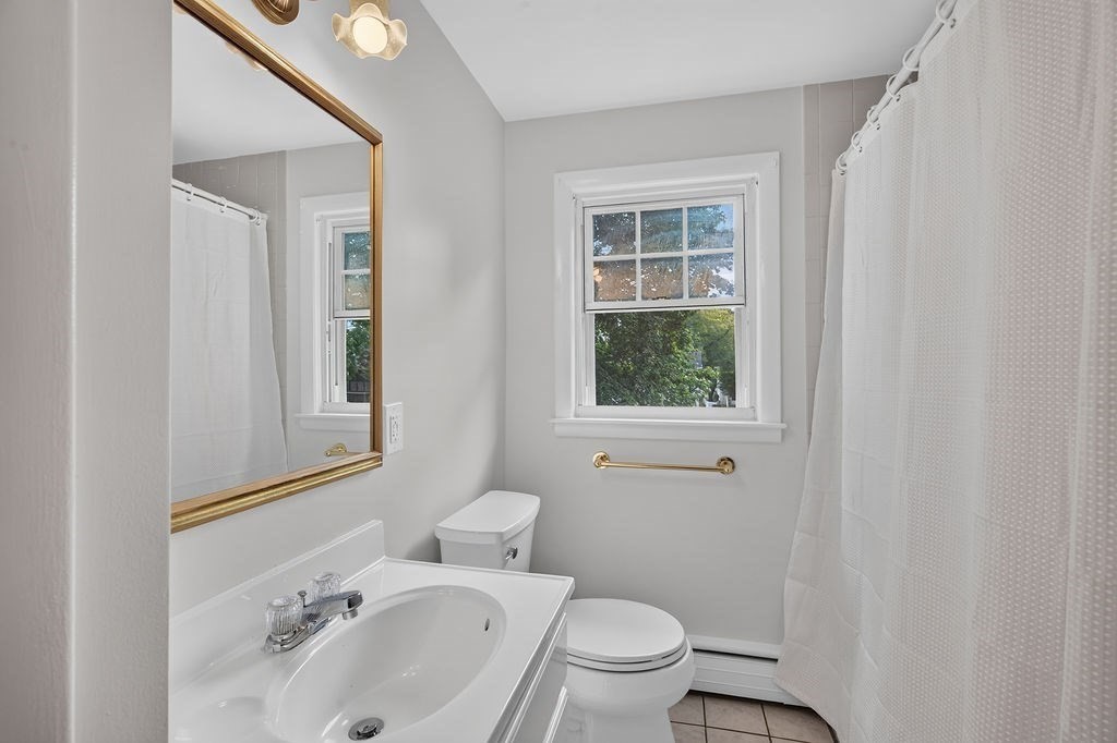 6 Cerdan Ave Property Photo 29