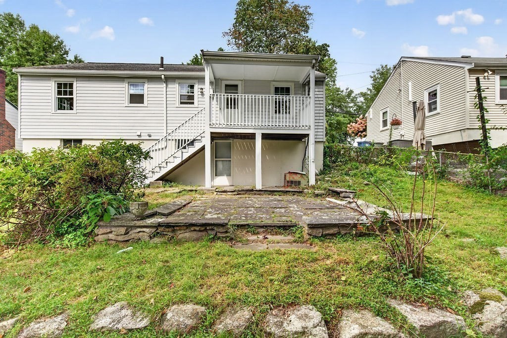 6 Cerdan Ave Property Photo 35