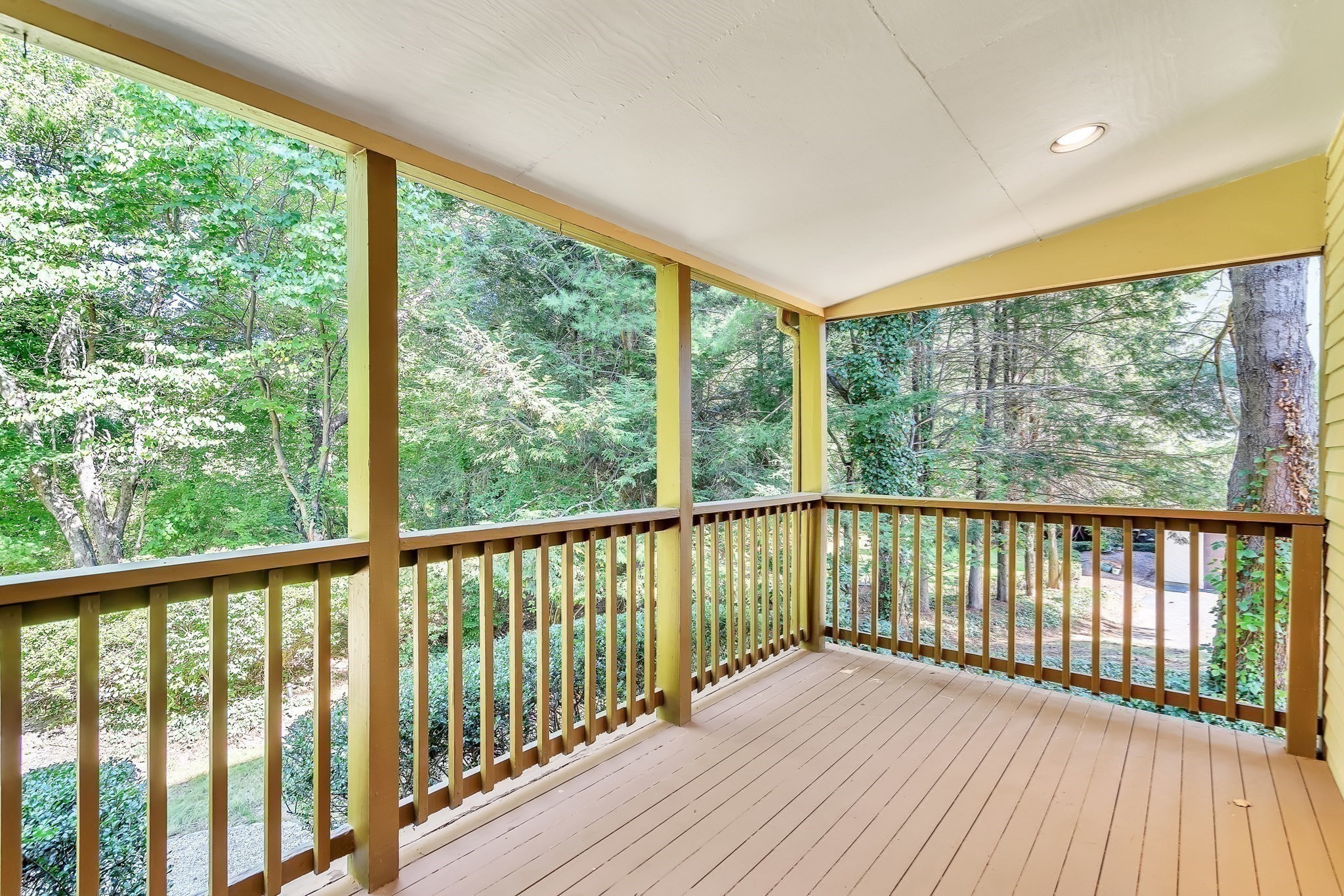 9 Solomon Pierce Rd Property Photo 22