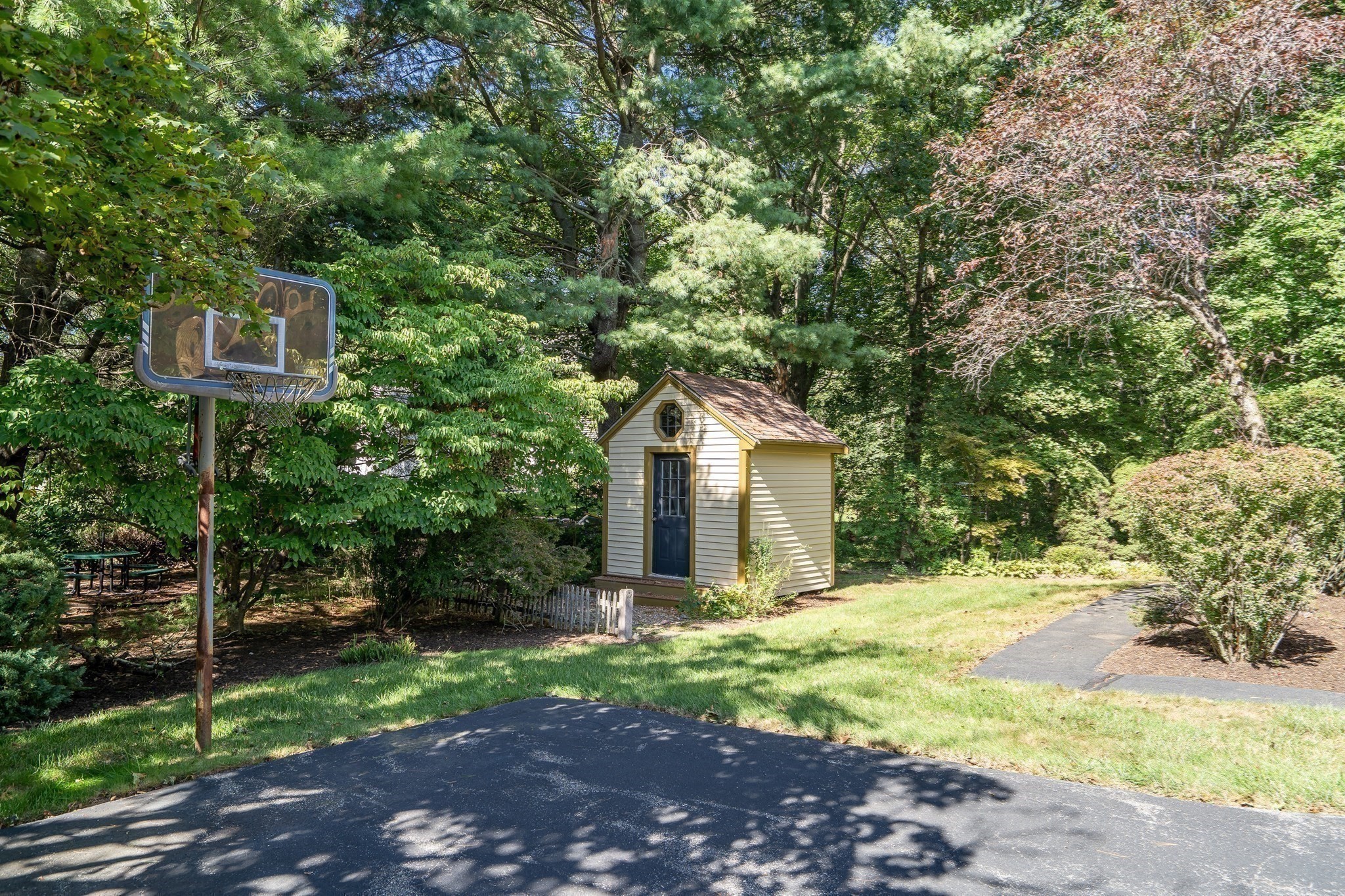 9 Solomon Pierce Rd Property Photo 40