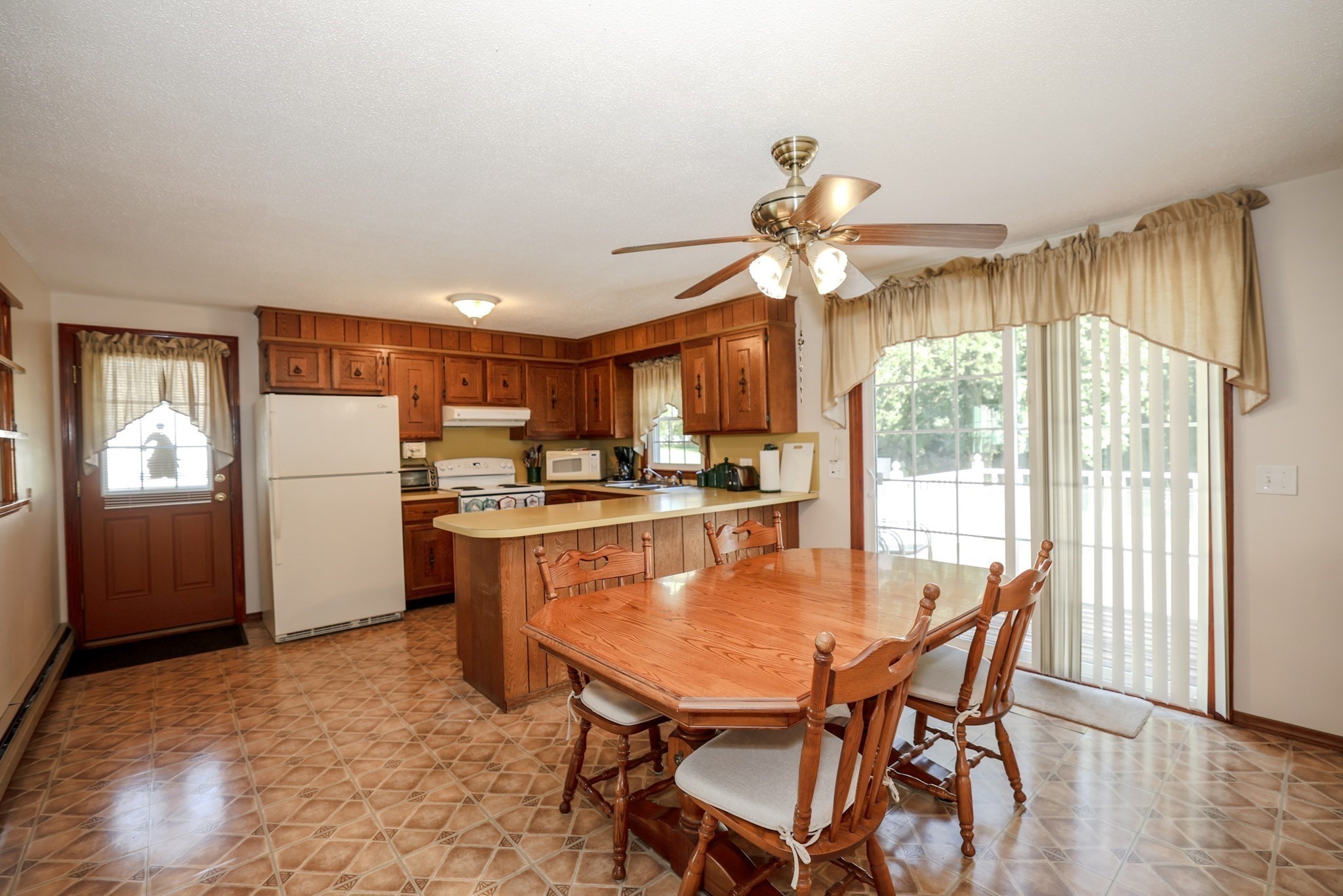 14 Brentwood Dr Property Photo 12