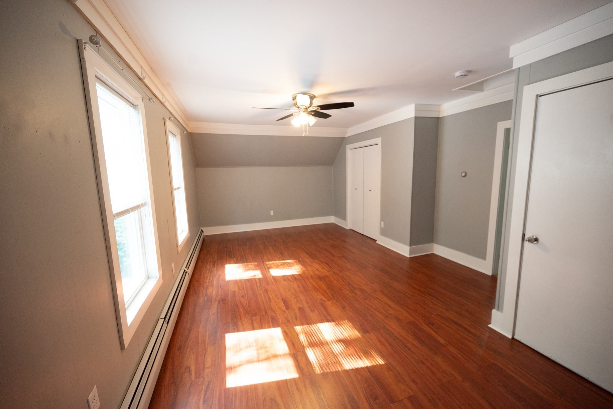 564 Fairmount St Property Photo 10