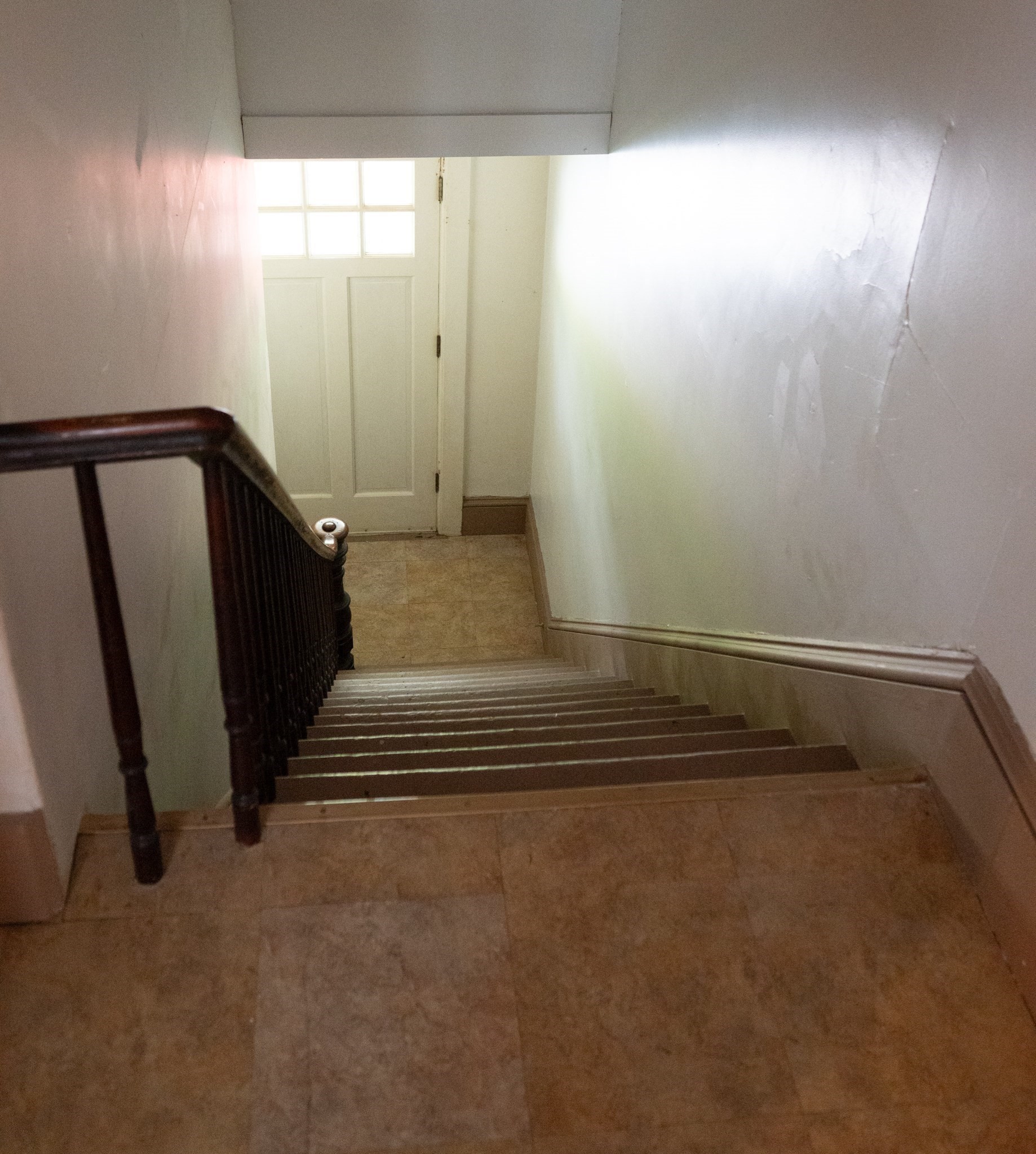 564 Fairmount St Property Photo 12