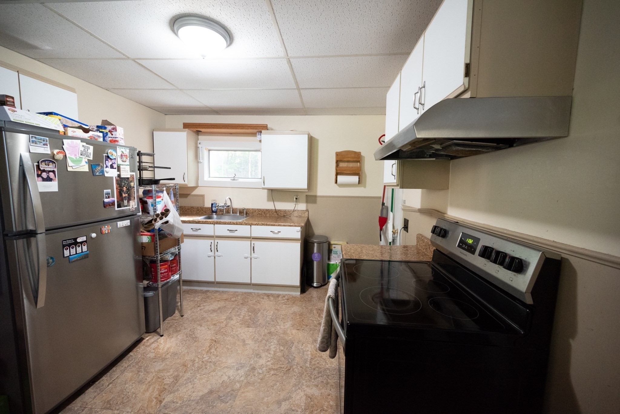 564 Fairmount St Property Photo 17