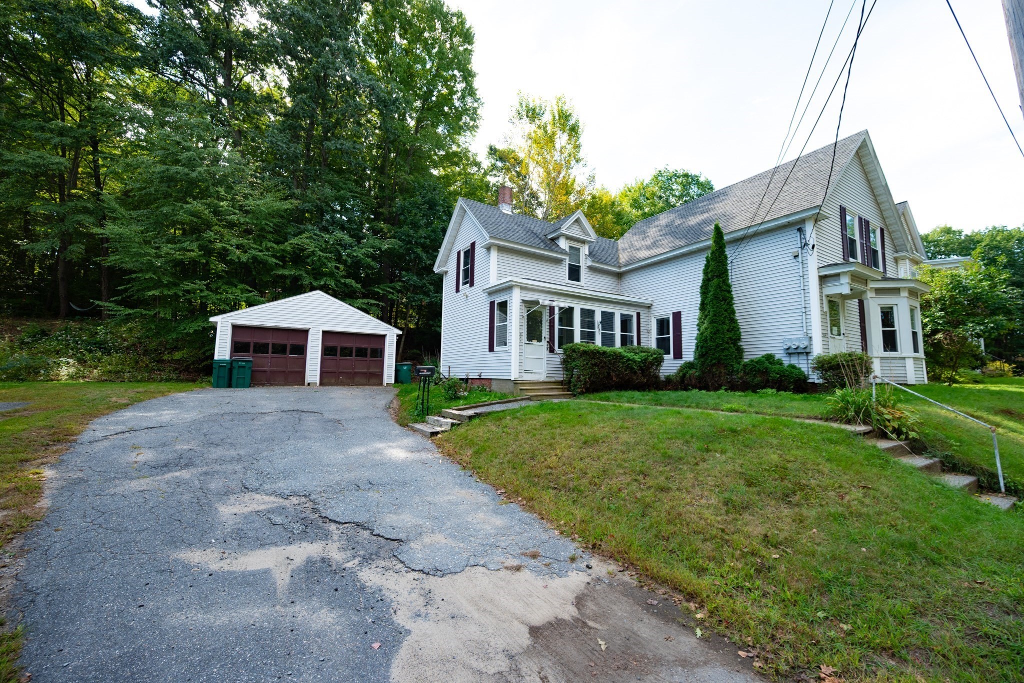 564 Fairmount St Property Photo 33