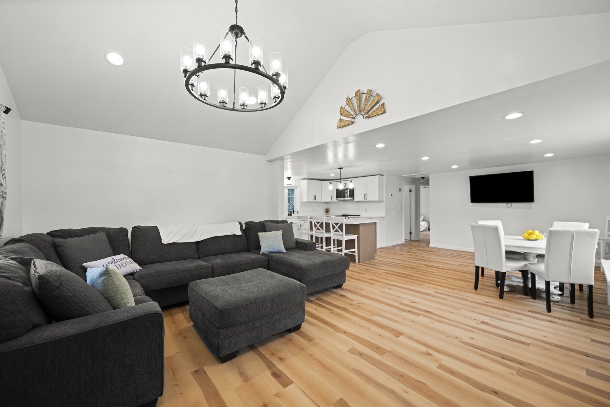 11 Fernwood Rd Property Photo 10