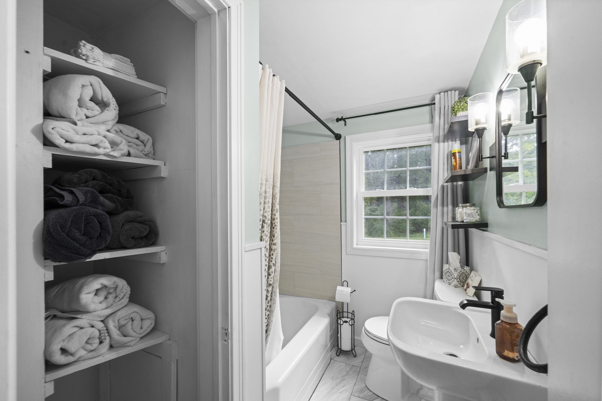 11 Fernwood Rd Property Photo 17