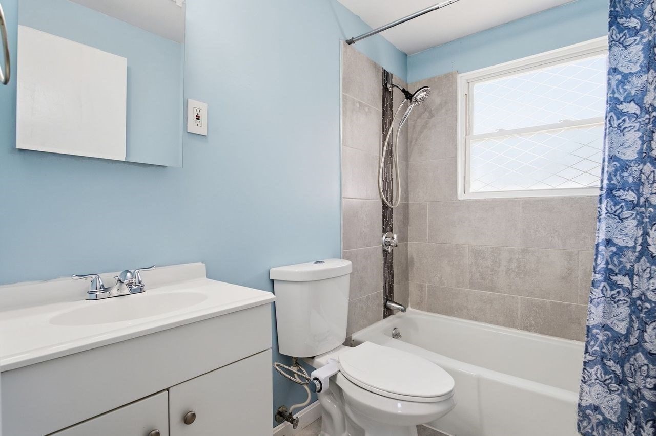 17 Orchard # L Property Photo 19