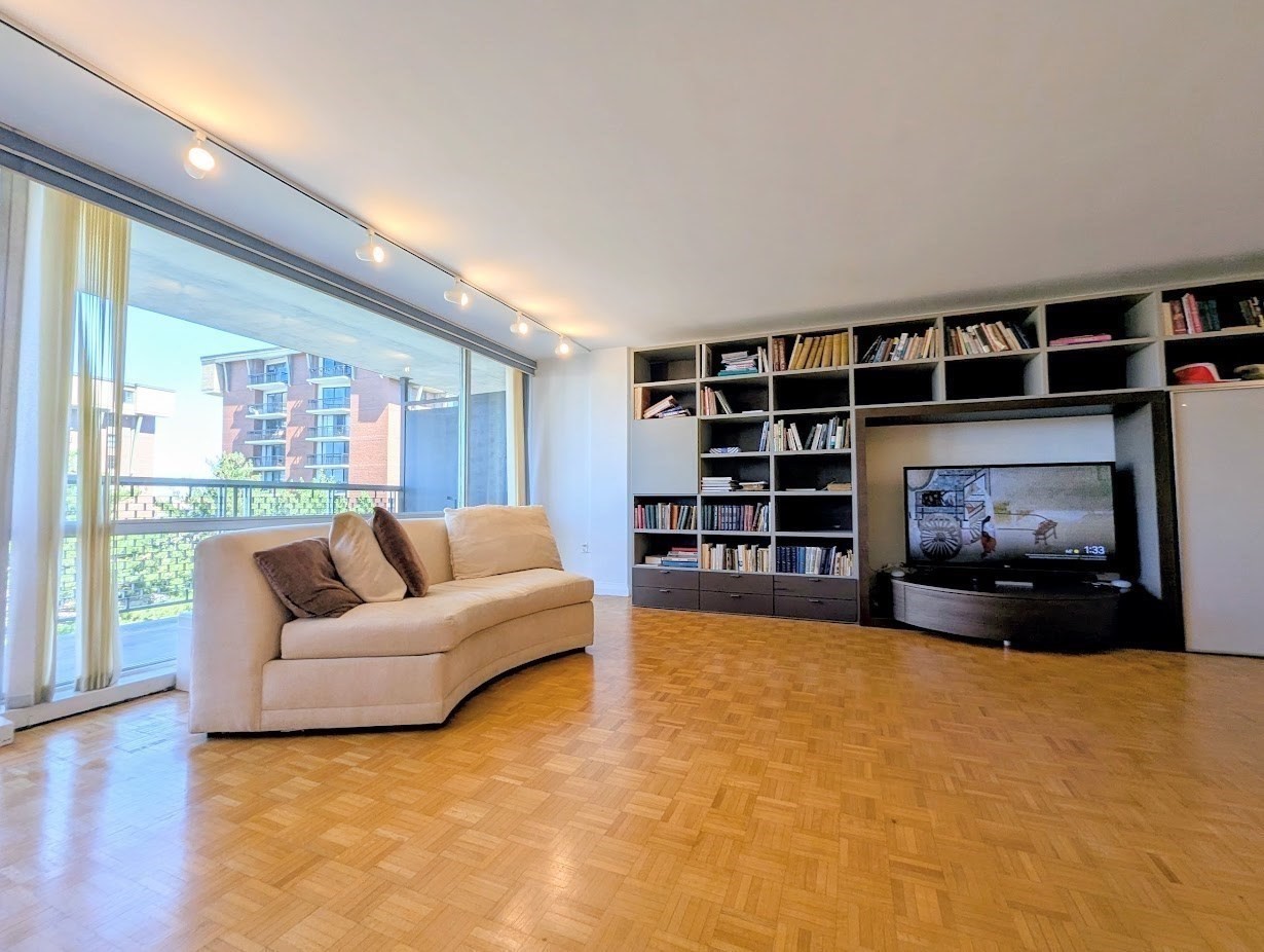 45 Longwood Ave # 705 Property Photo 4