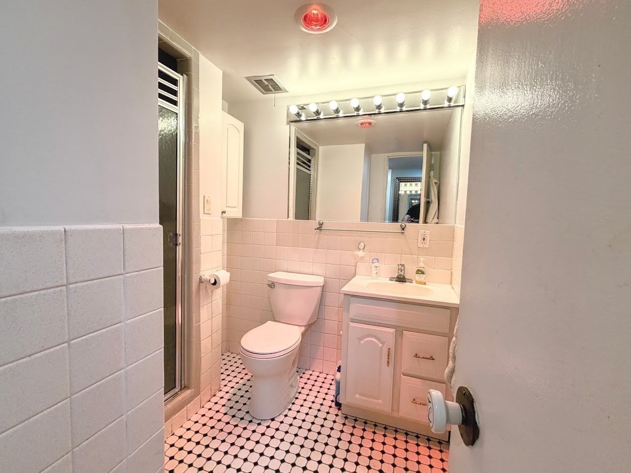 45 Longwood Ave # 705 Property Photo 16