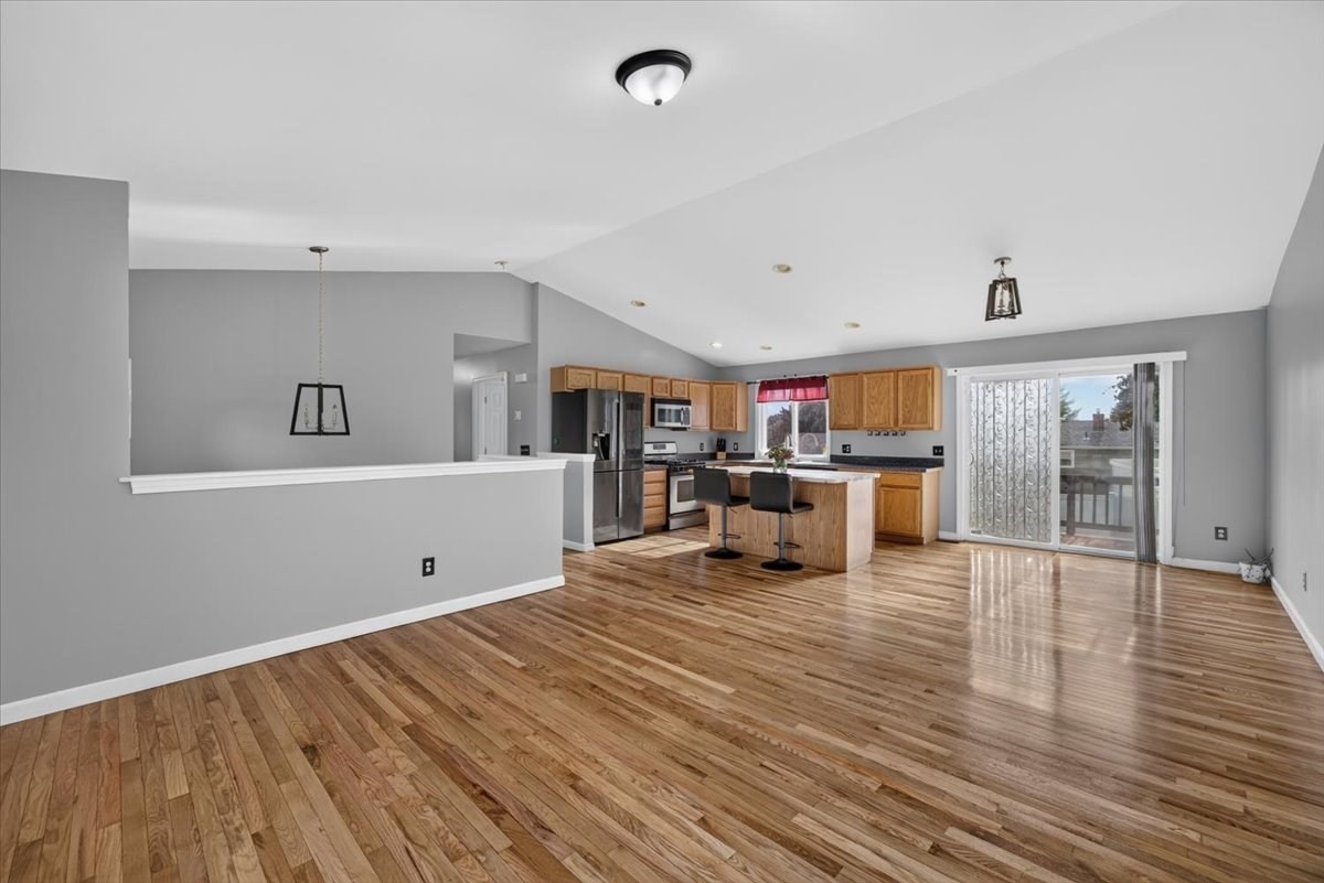 49 Shirley St Property Photo 4