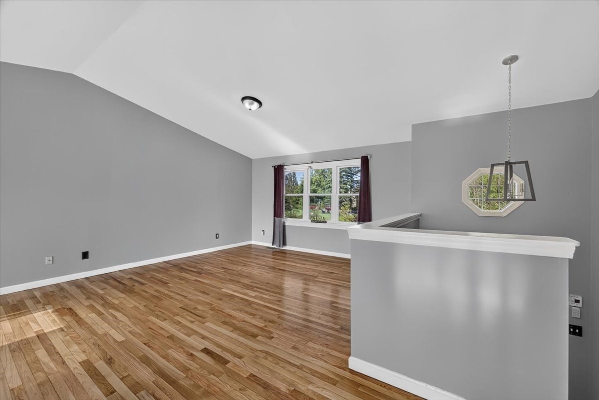 49 Shirley St Property Photo 10