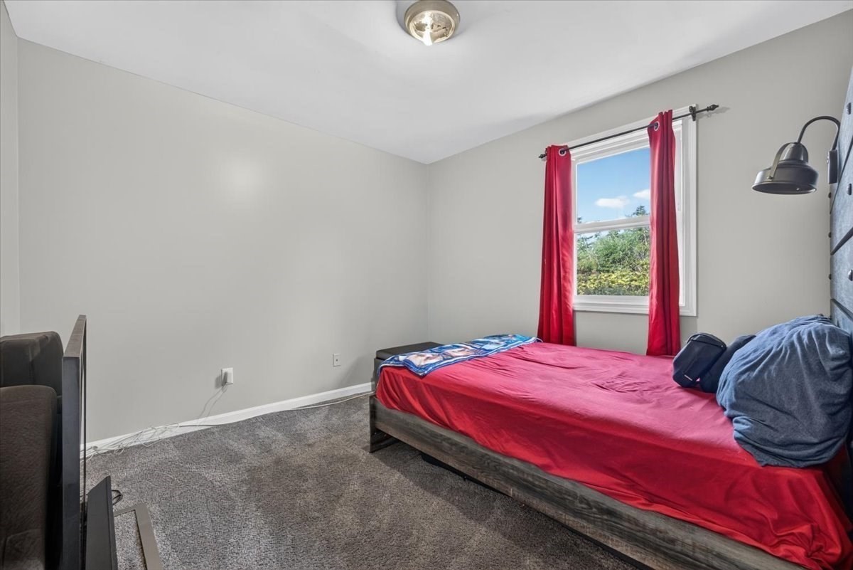 49 Shirley St Property Photo 16
