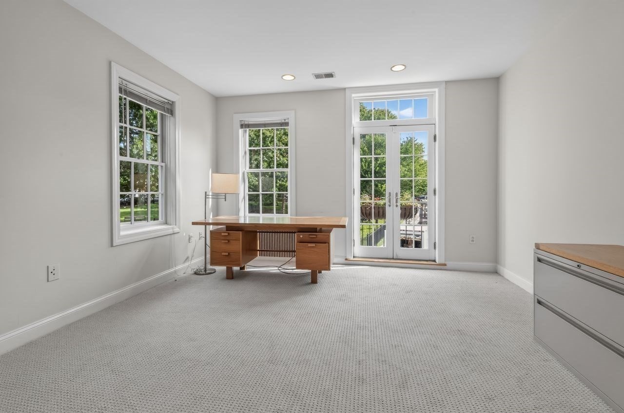 56 Park Street Property Photo 21