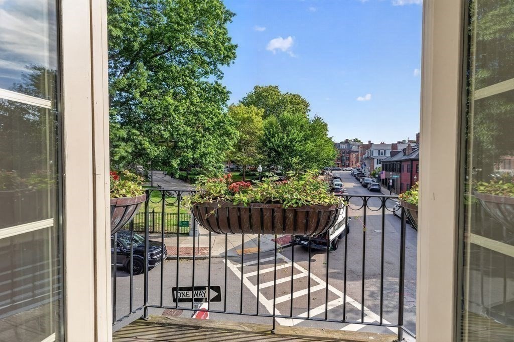 56 Park Street Property Photo 24