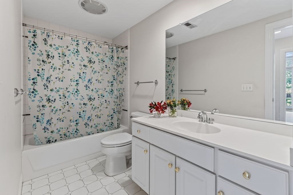 56 Park Street Property Photo 25