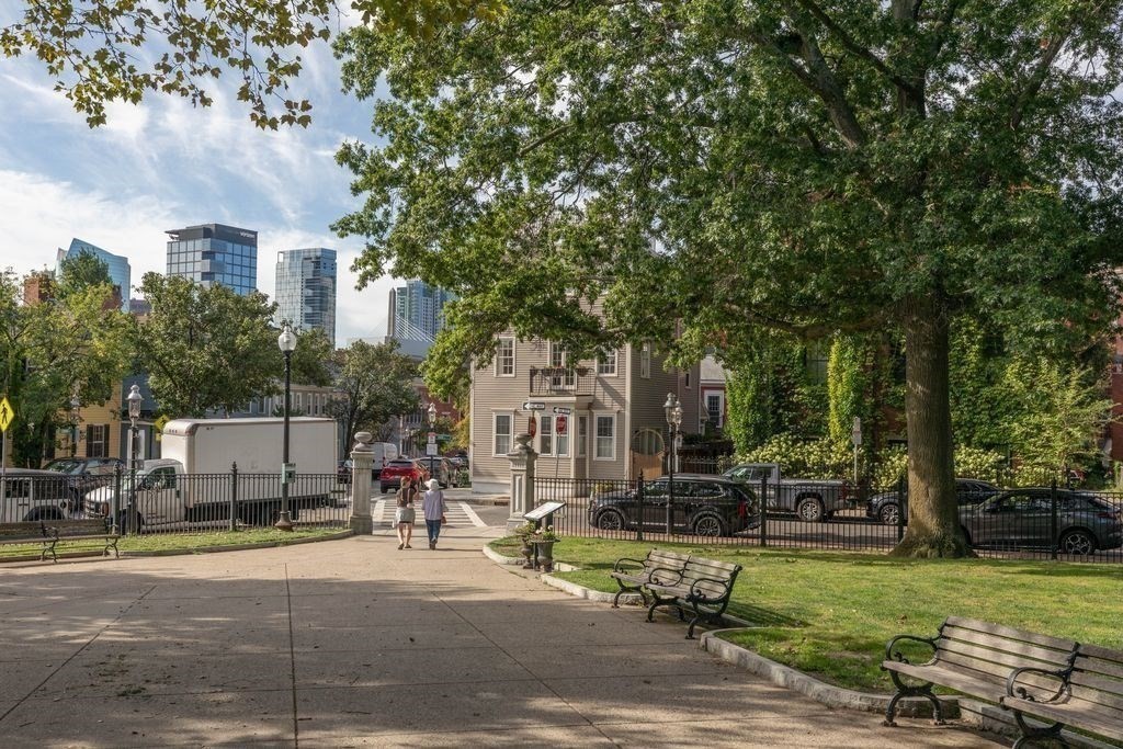 56 Park Street Property Photo 40