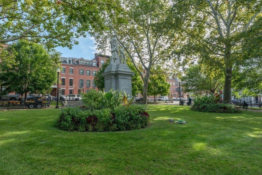 56 Park Street Property Photo 41