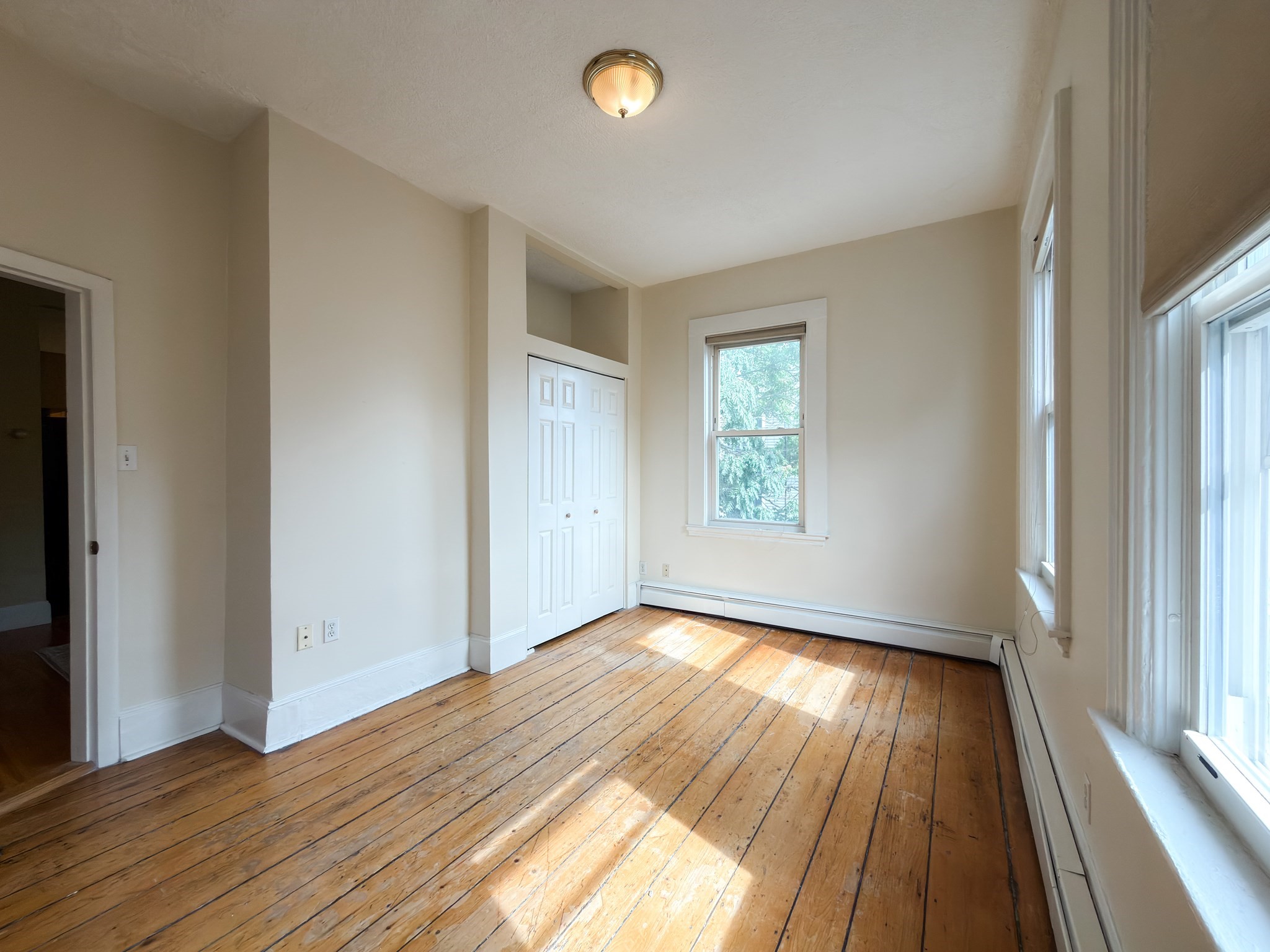 392 Norfolk St # 2 Property Photo 9