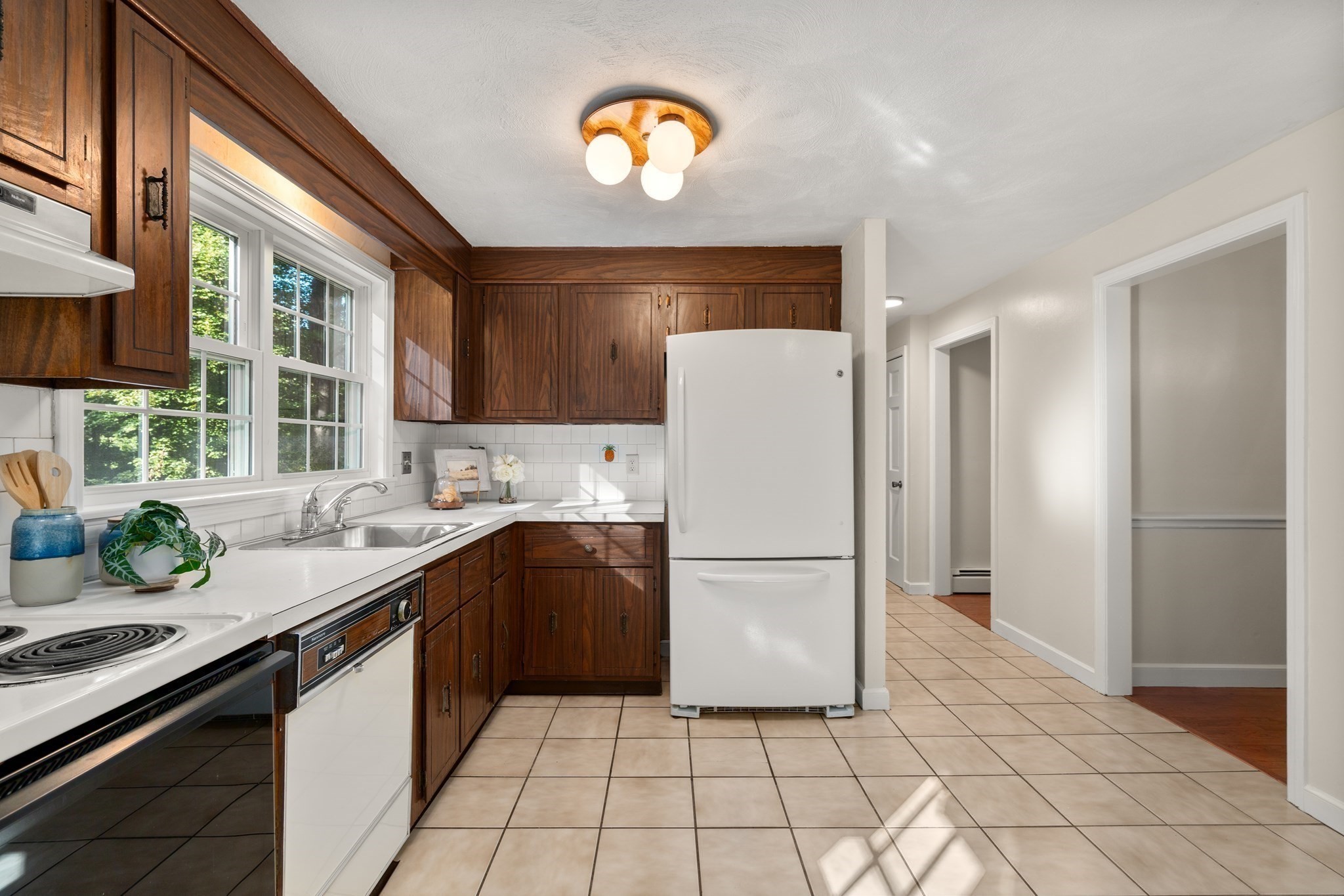 7 Tara Road Property Photo 13