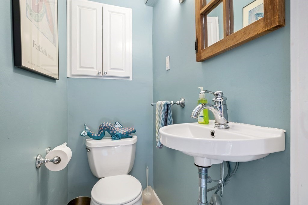 1302 Boylston St # 1 Property Photo 6