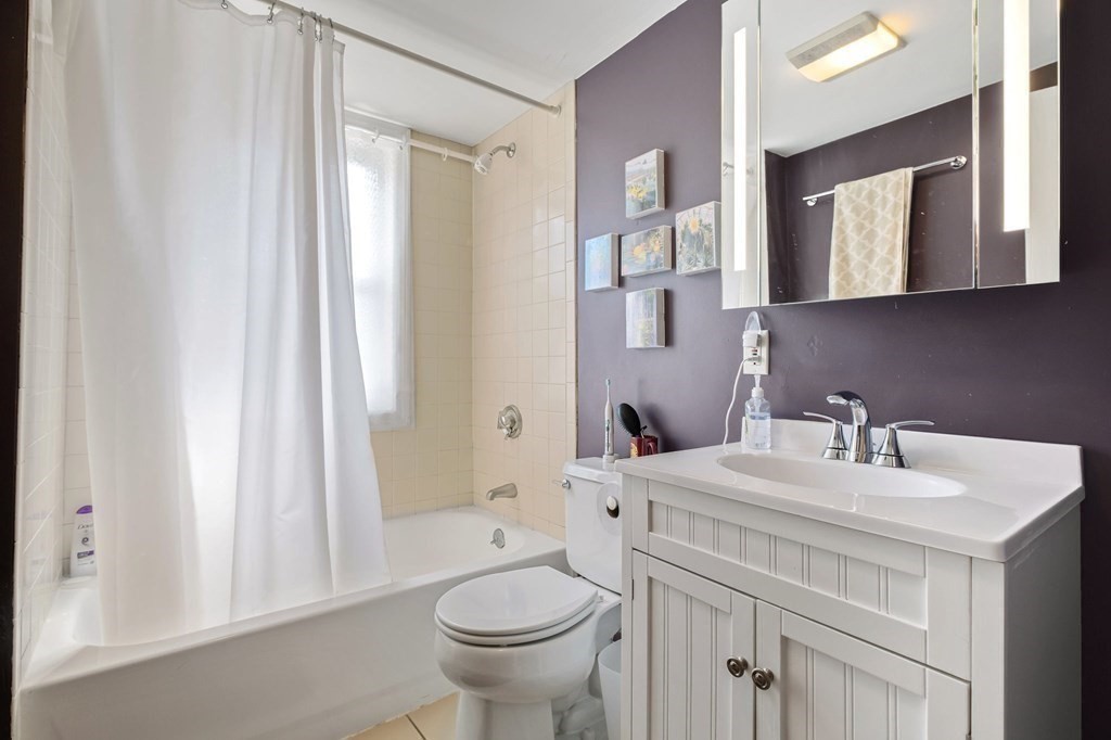 1302 Boylston St # 1 Property Photo 7