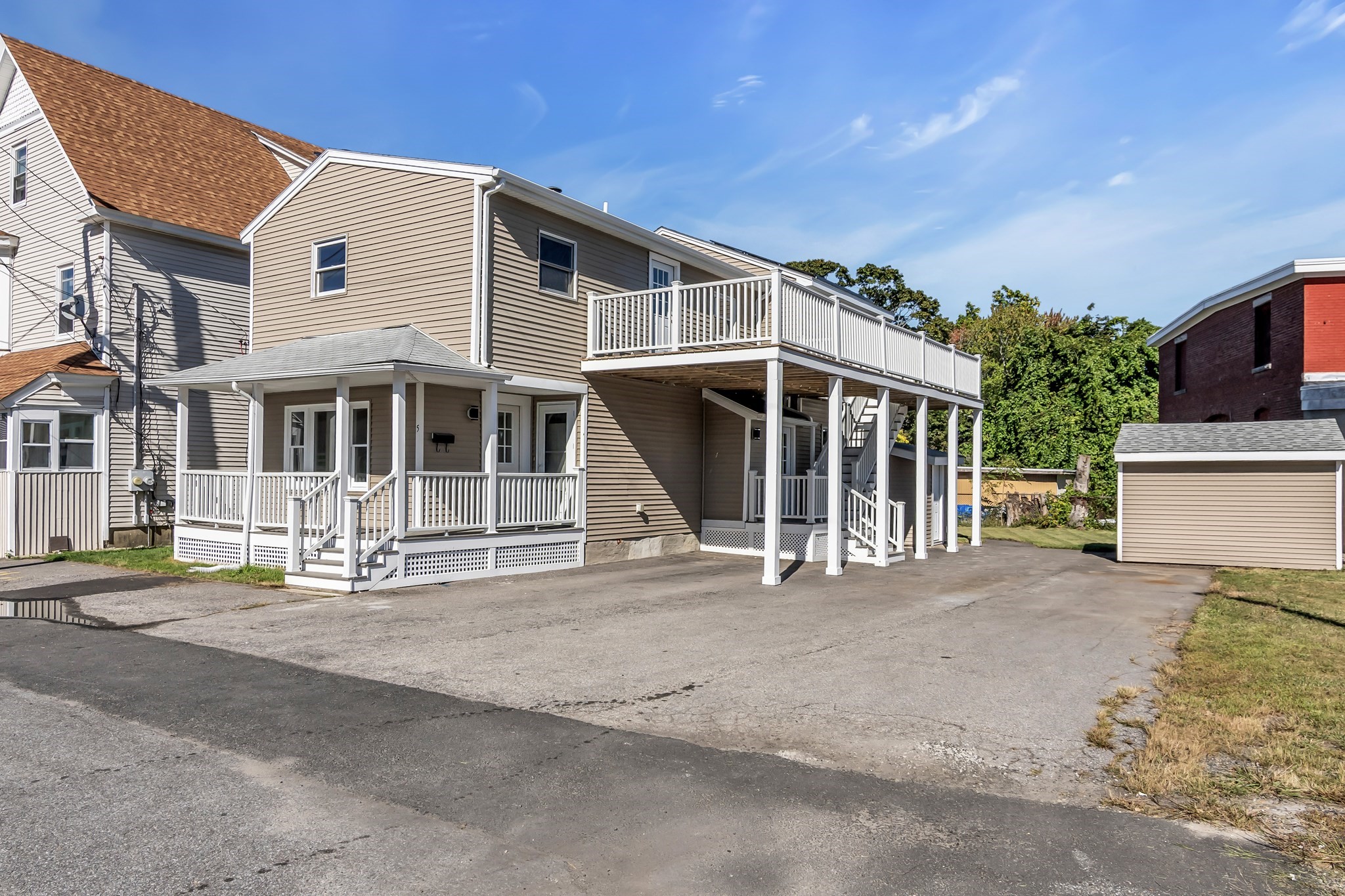 5 Blakelin St Property Photo 1