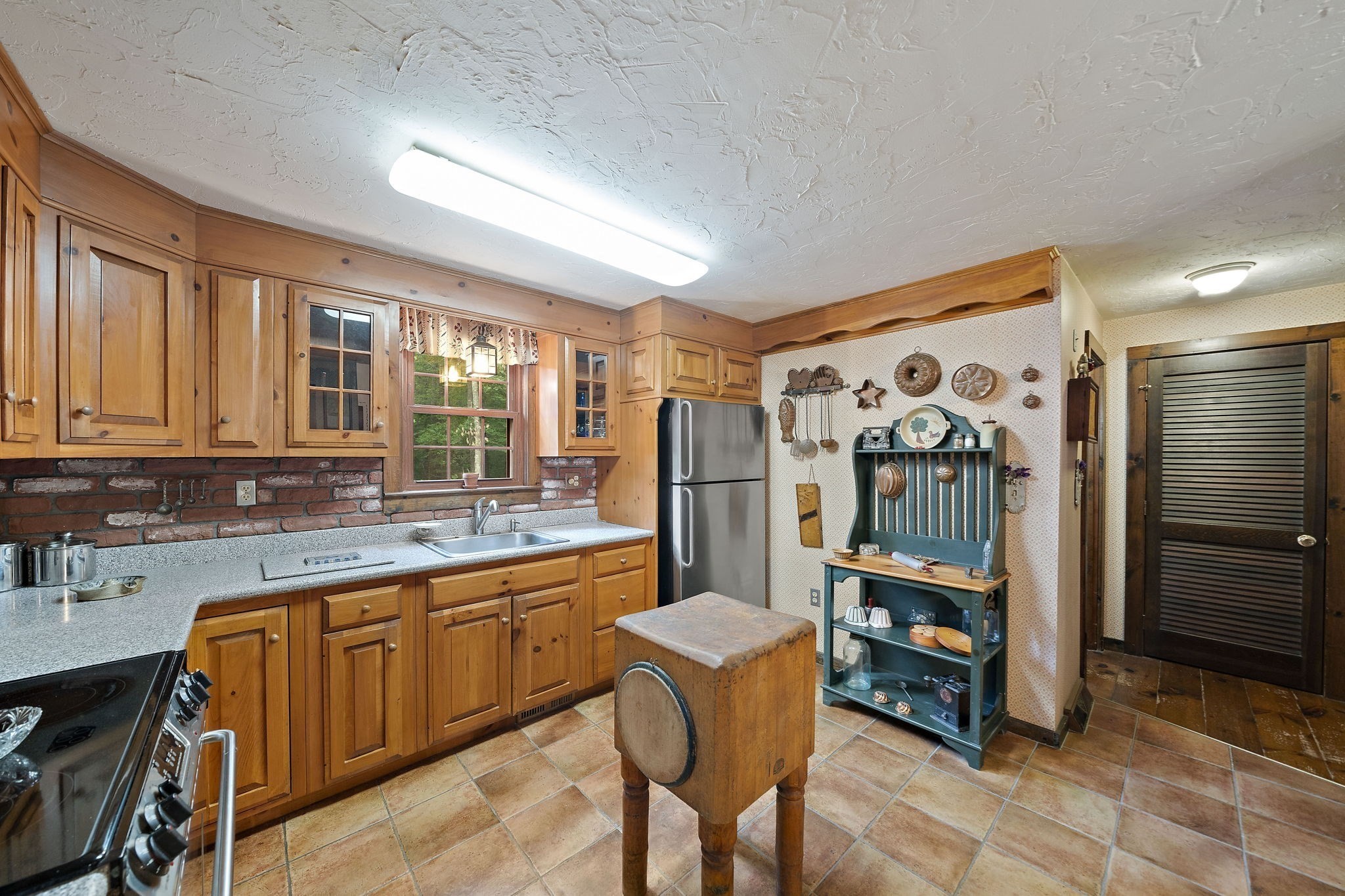 81 Furnace St Property Photo 9