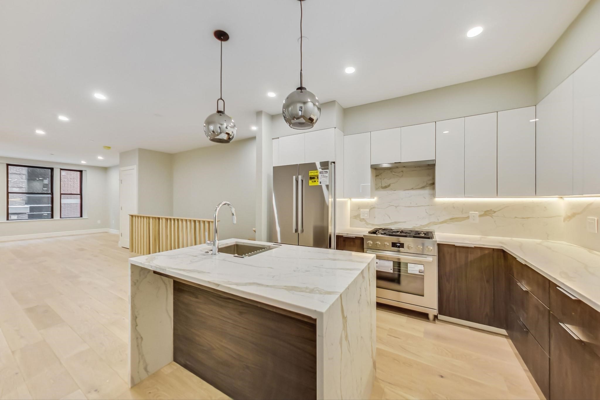 14 No. Bennet Street # 101 Property Photo 1