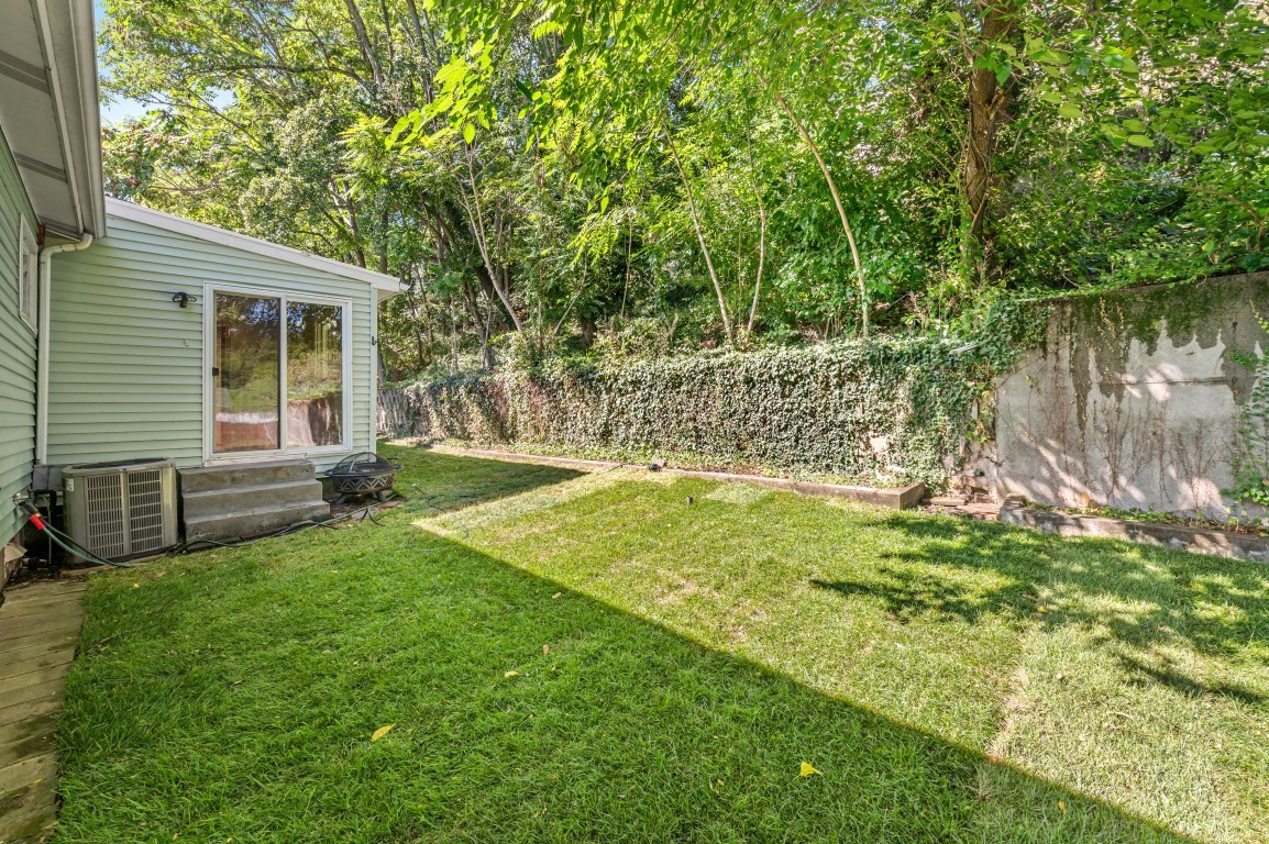 191 Kenrick St Property Photo 3