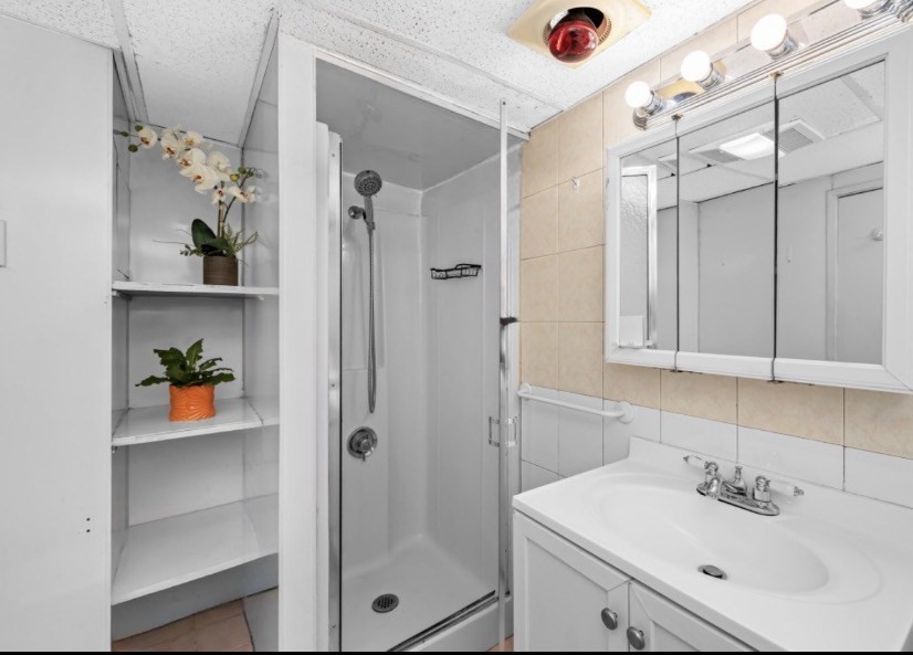 191 Kenrick St Property Photo 24