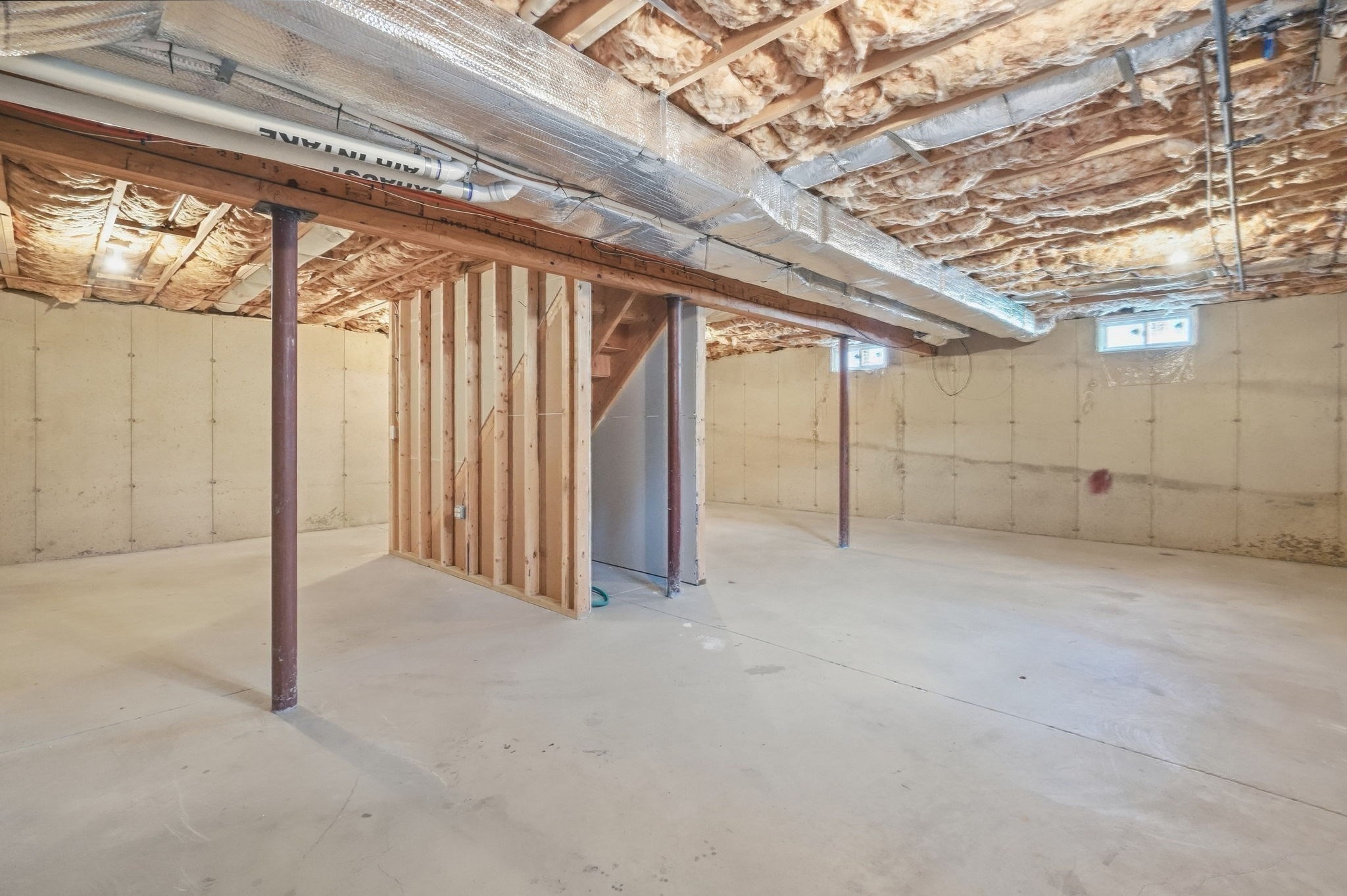 37 Wells St Property Photo 32