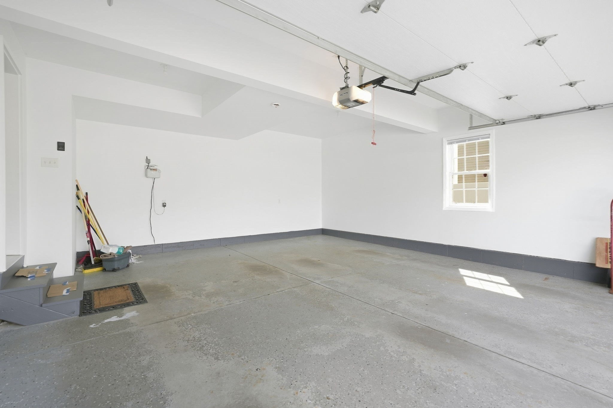 37 Wells St Property Photo 33