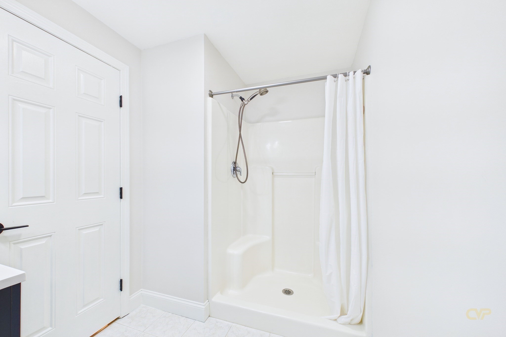 7 Vincent St. Property Photo 14