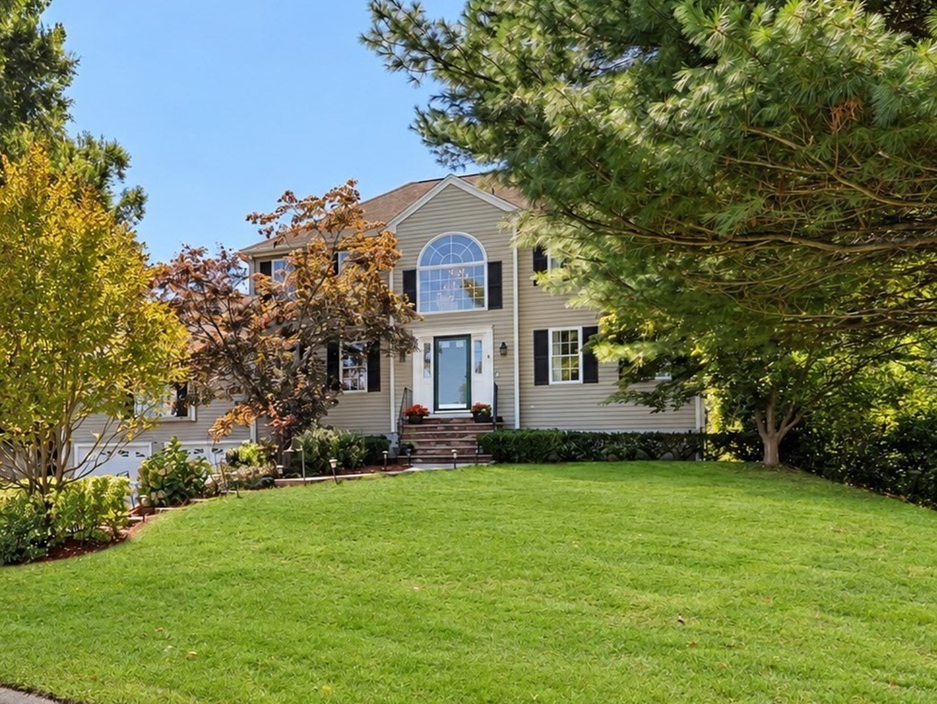 8 Taylor Way Property Photo 2