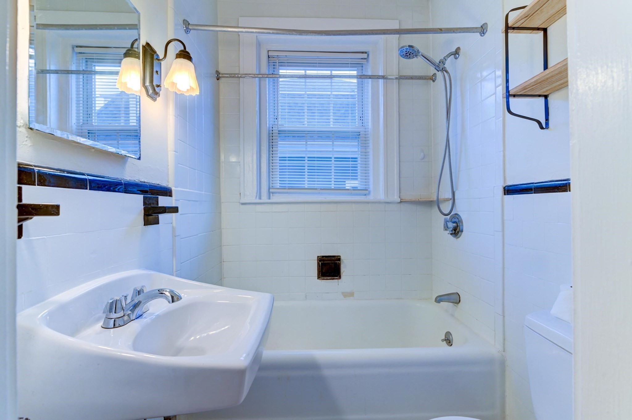 17 Greenleaf Street # 5 Property Photo 8