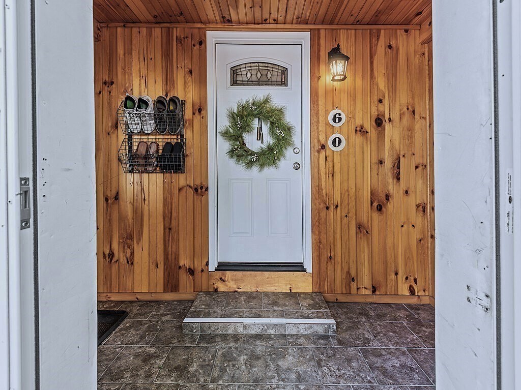 60 Bowker Street Property Photo 4