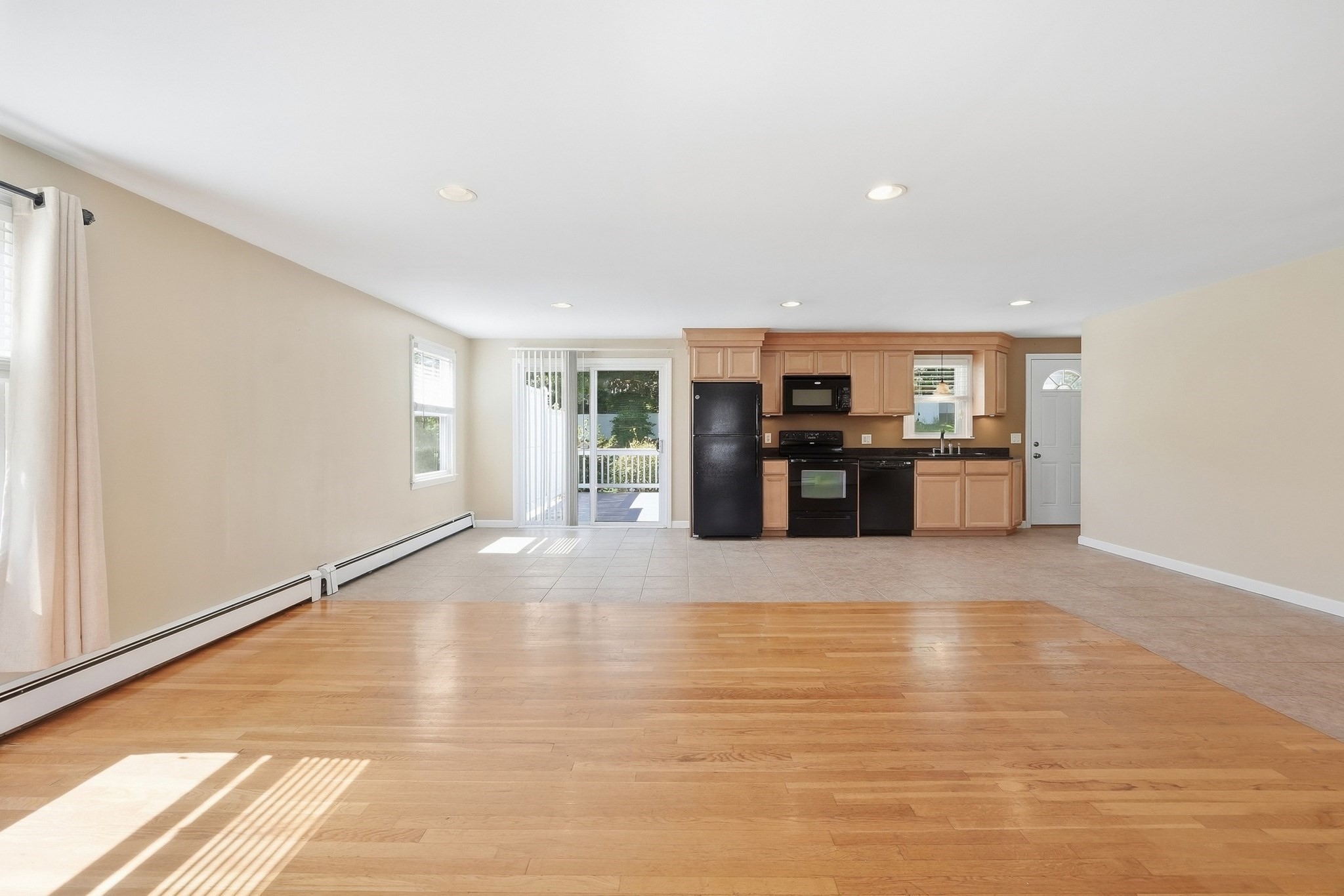 27 Aldea Ave Property Photo 5