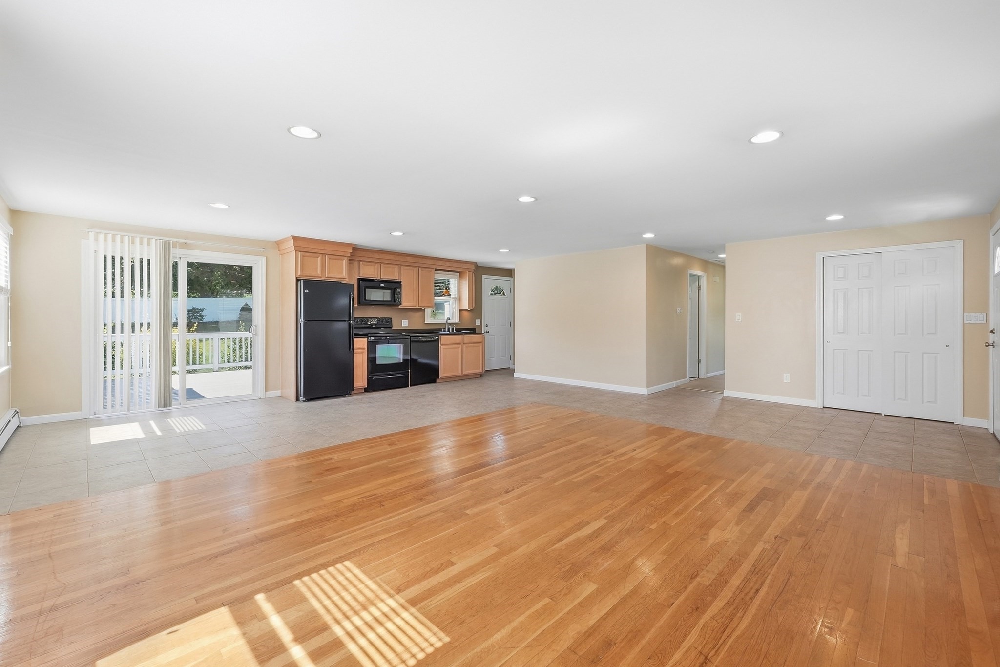 27 Aldea Ave Property Photo 6
