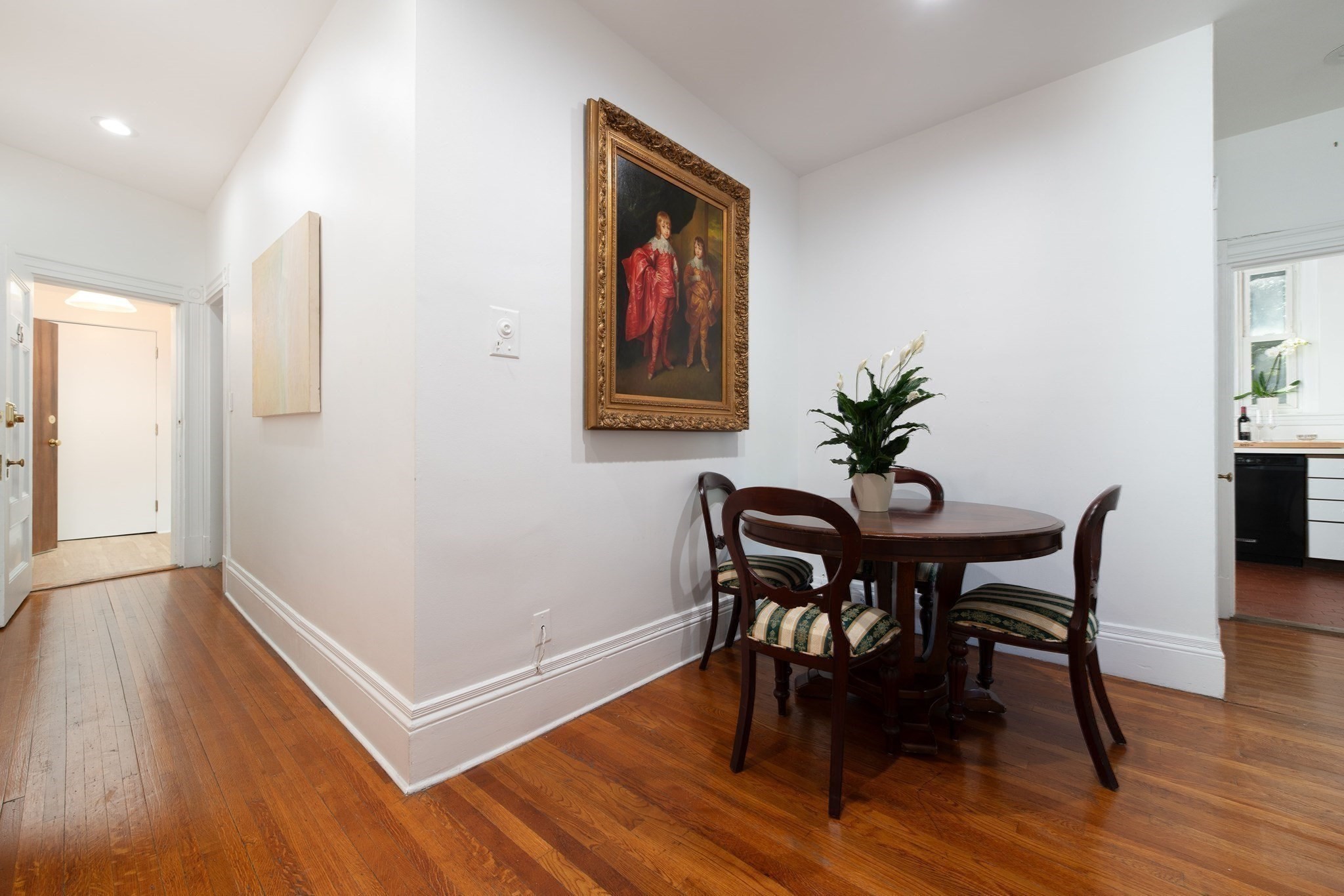 112 Pinckney St # 46 Property Photo 9