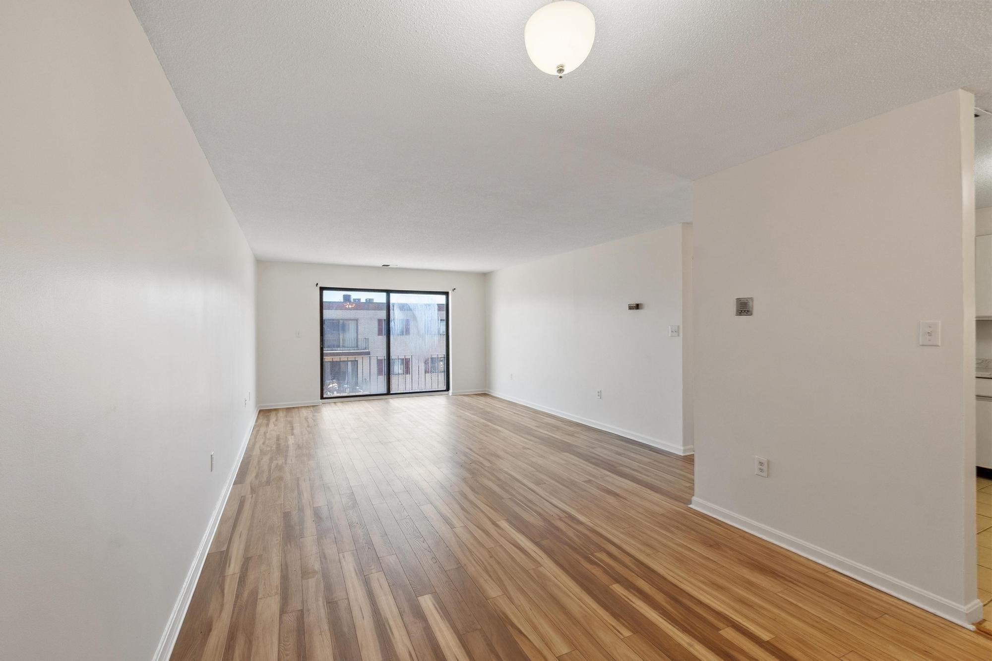 406-u 301 Broadway # 301 Property Photo 10
